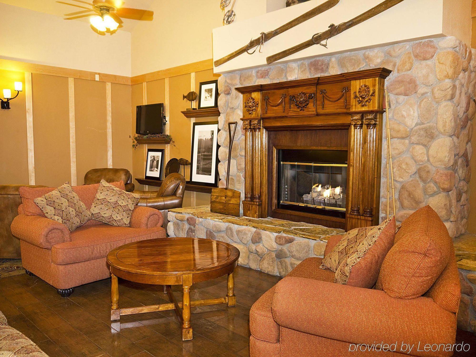 Hampton Inn & Suites Steamboat Springs Interior photo